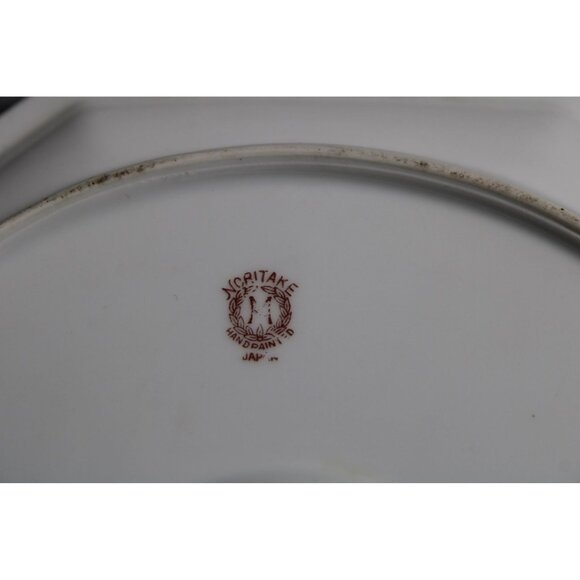 Beautiful Dish With Unique Colors And Deigns With Handle - Picture 8 of 9